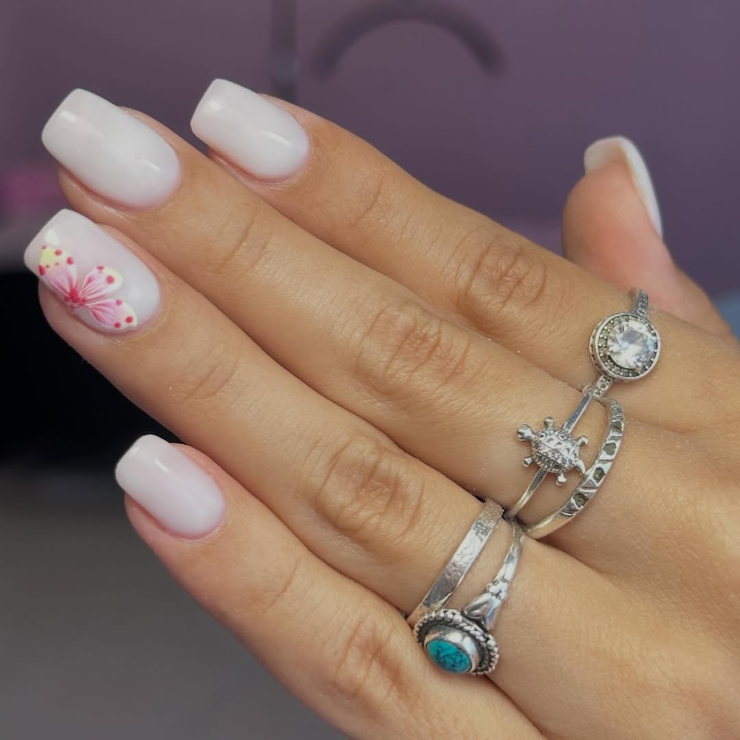 Nail art floral